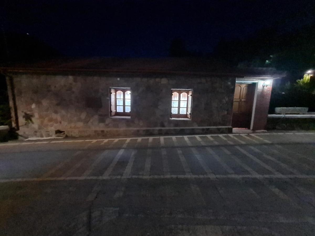 Elpiniki'S Old House Villa Kalopanagiotis Exterior foto